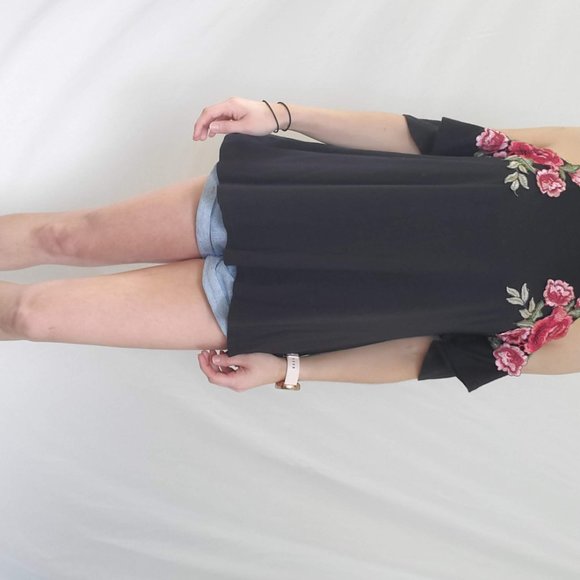 Francesca's floral top - Picture 4 of 4